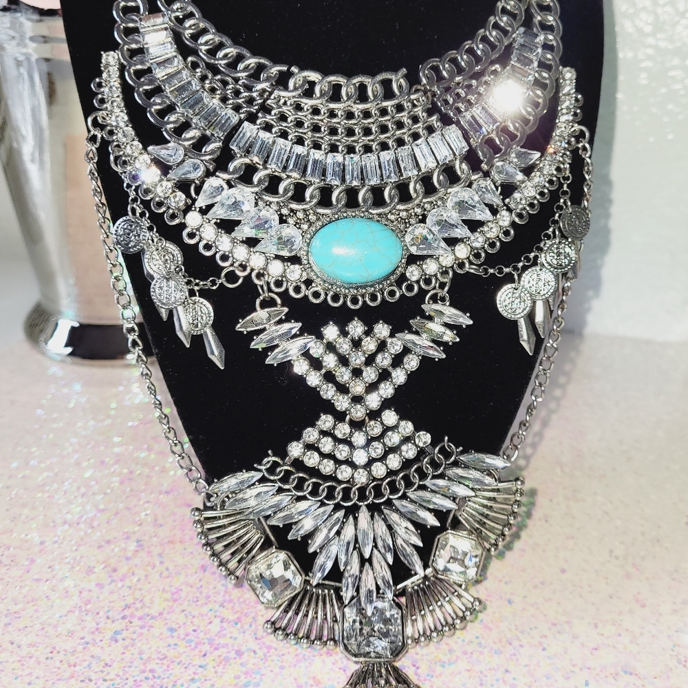 Necklace - Picture 2 of 5